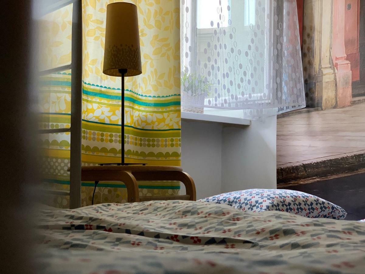 Hostel Aleje 28 クラクフ エクステリア 写真